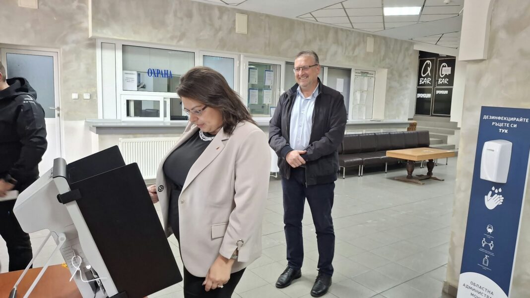 Демонстрационна машина за гласуване е поставена в Областната администрация в Монтана